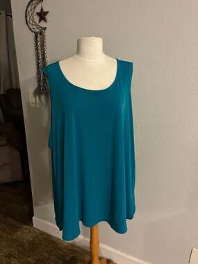 Susan Graver Modern Essentials Liquid Knit Scoop Neck Tank Top 4XP